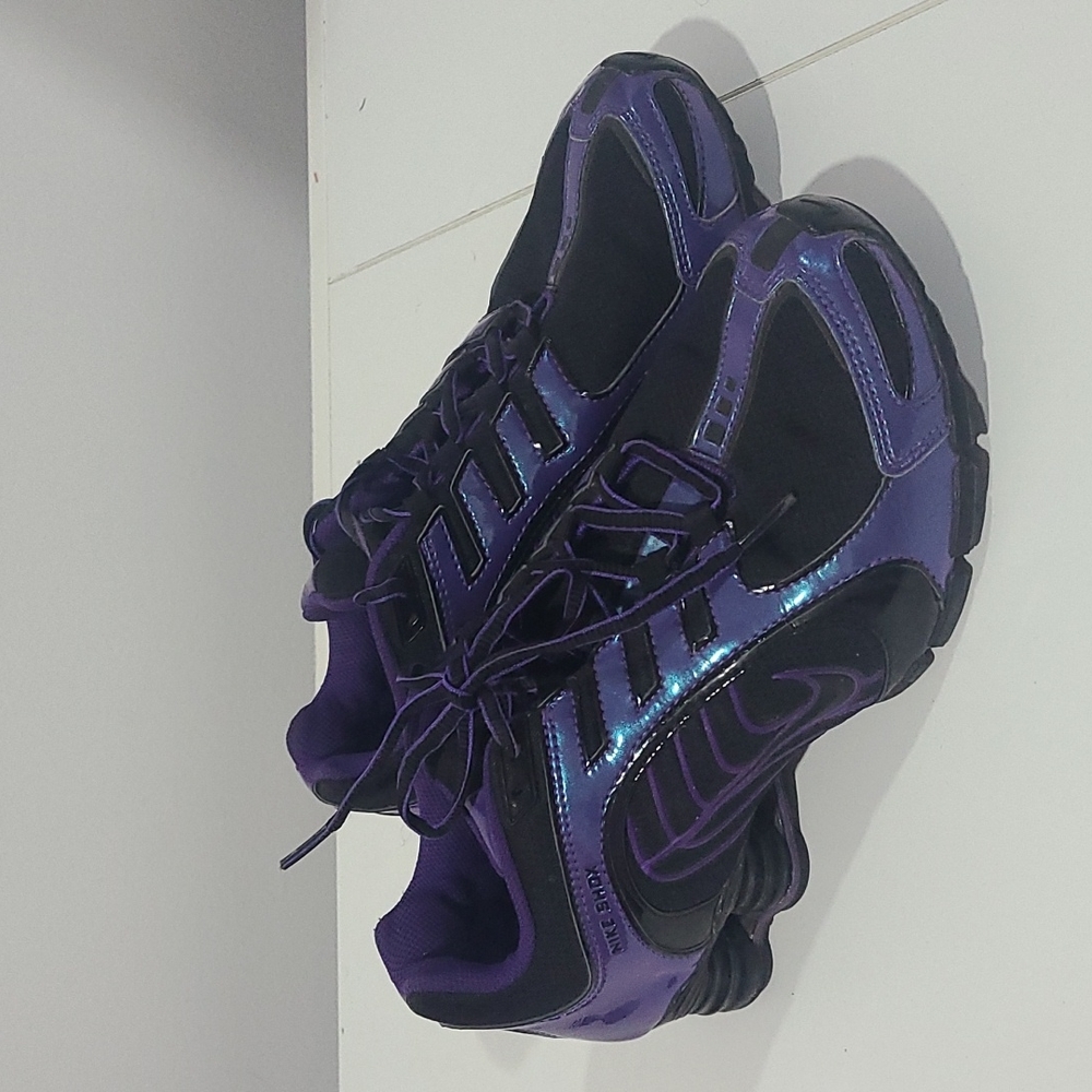 Nike Shox Navina Running Shoes- Womens size 8 356918-055
